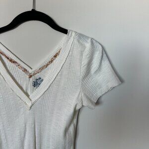 Women's Slim V-Neck Tee